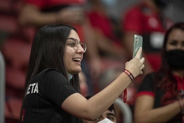 来自不同国 来自不同国