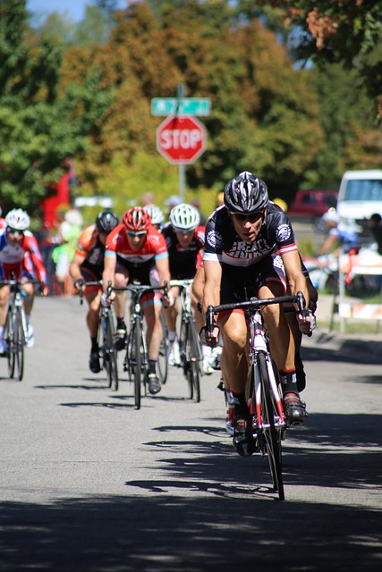 更是关于激 更是关于激